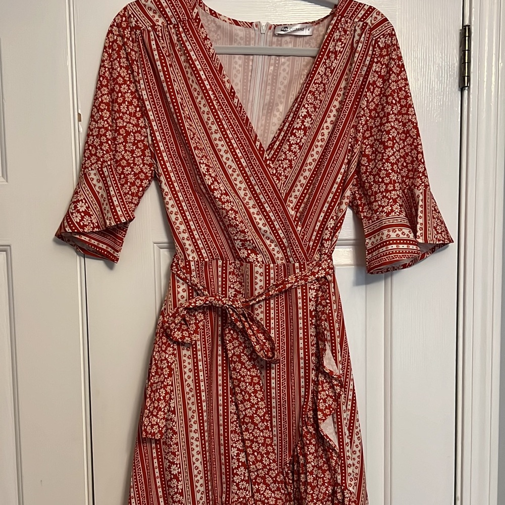 CUPSHE red floral dress